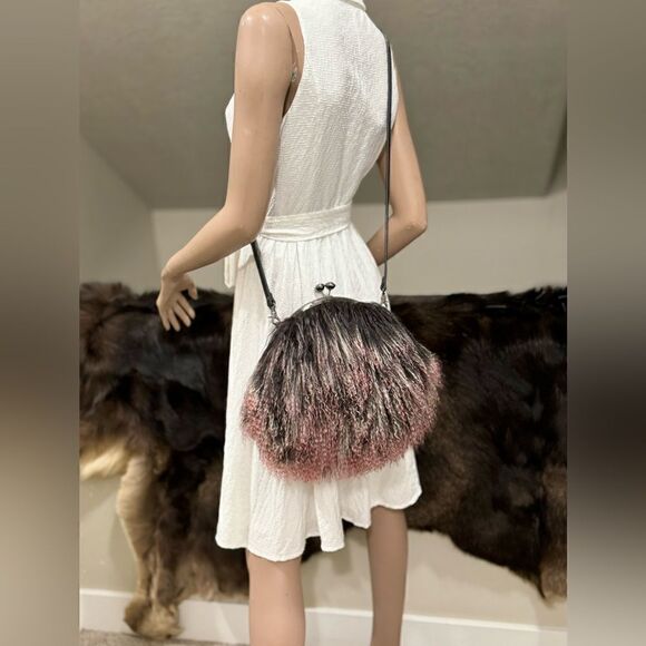 Handmade Gradient Color Real Mongolian Lamb Fur Kisslock Shoulder Bag/Crossbody - Picture 6 of 14